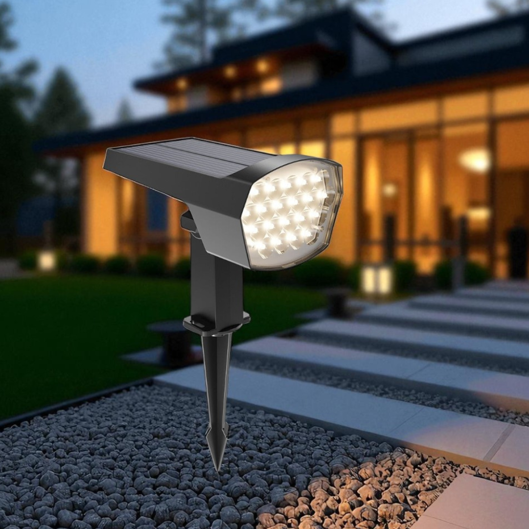 Соларен LED стълб за градина 12W