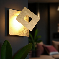 LED аплик Luxury Square Gold LEANO