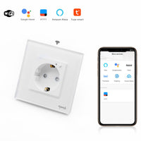 Единичен WiFi шуко контакт с рамка от стъкло