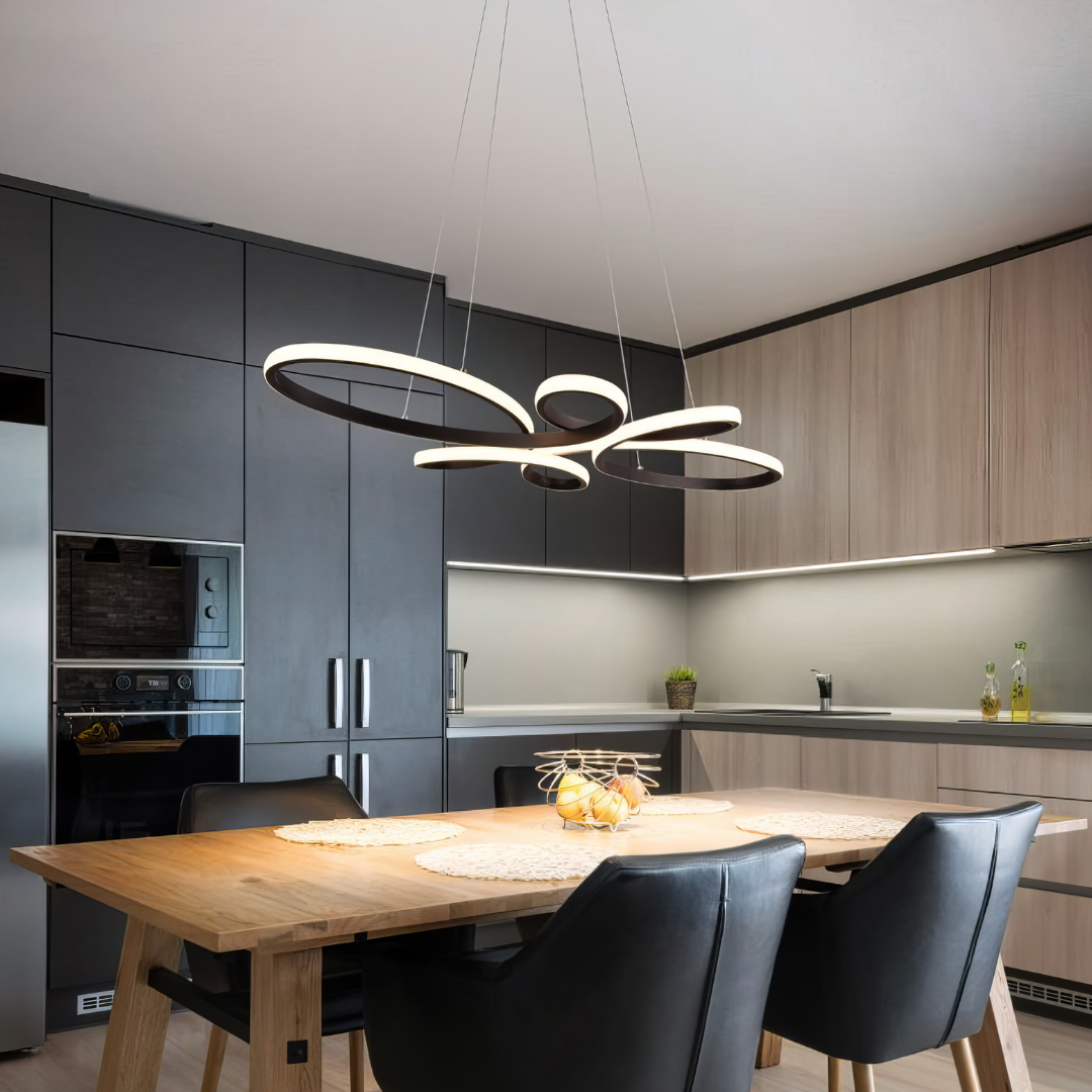 Премиум висящо LED осветително тяло Fly Black, еквивалент 400W, димируемо