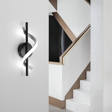 LED аплик ROKO 10W черна Еквивалент 120W