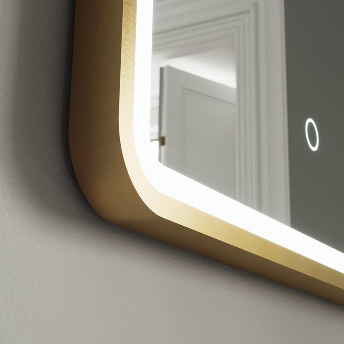 LED огледало 50x70cm Златиста Рамка с Дезабуряване и Touch J35CP