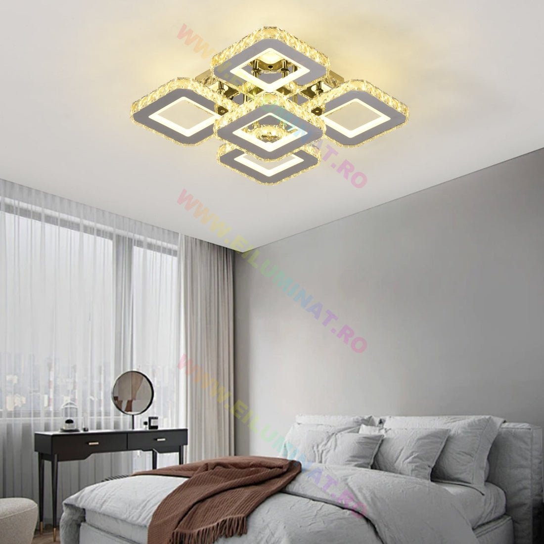 LED осветително тяло 4+1 SQUARE RGB кристал с дистанционно, еквивалент 600W