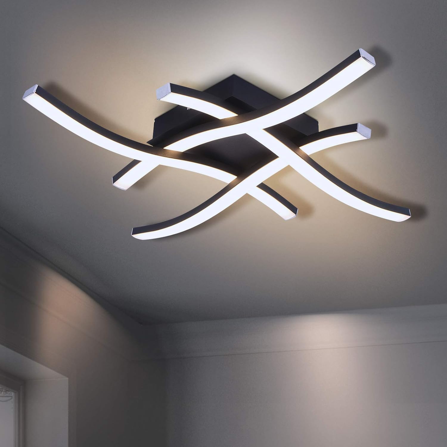 LED аплик Waves Lines Black еквивалент 300W