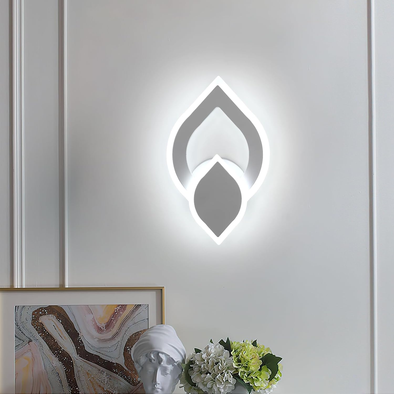 LED аплик 32W за стена Petala еквивалент 150W