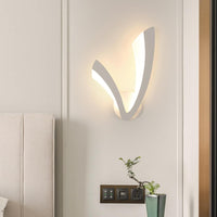 LED Аплик с отличителен дизайн, Бял – Еквивалент 150W