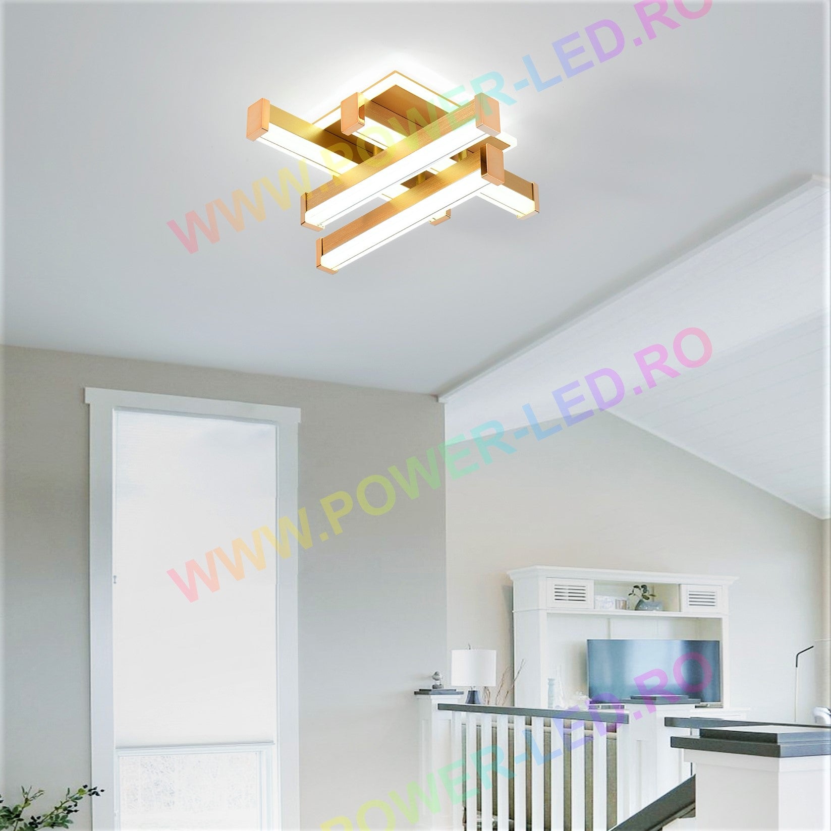 LED аплик LINNES SQUARE 62W GOLD еквивалент 300W