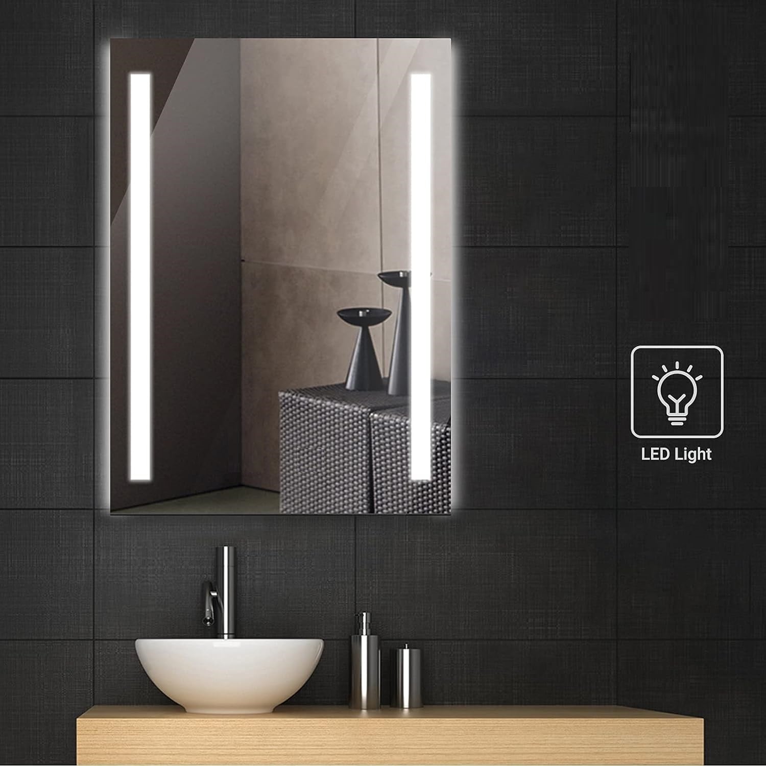 LED огледало 50X70cm с функция против замъгляване и Touch M061S