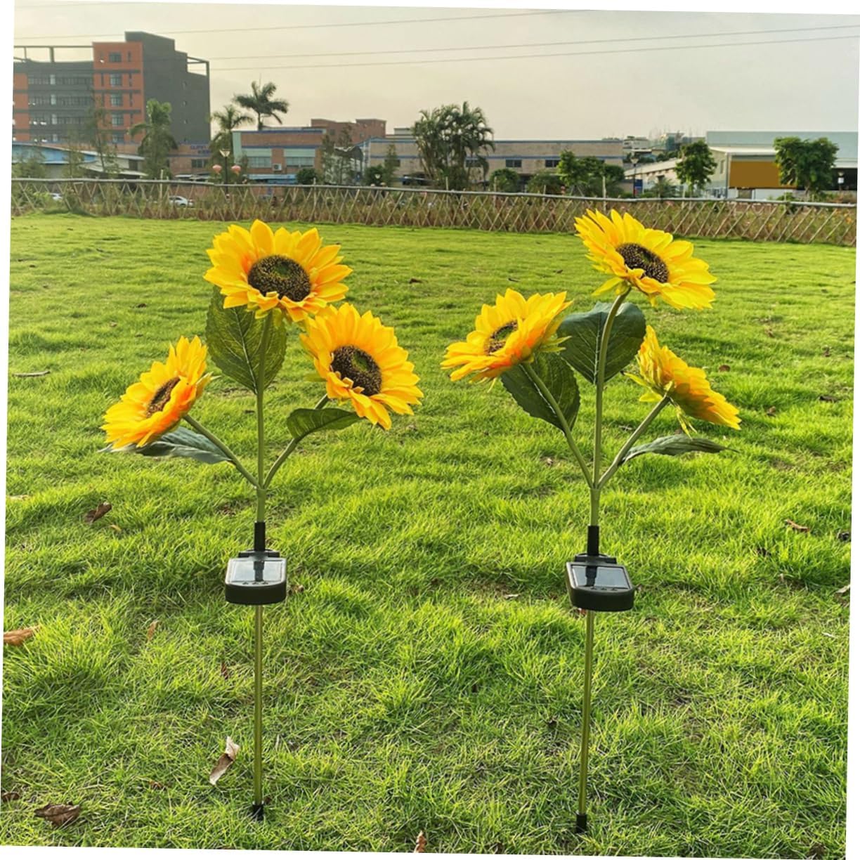 Соларна LED градинска лампа SUNFLOWER