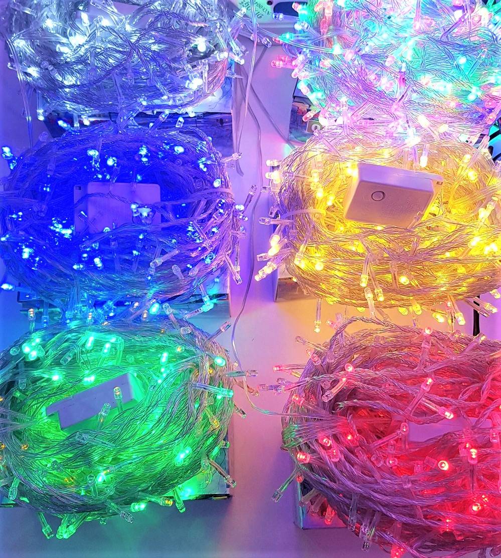 Линейна LED инсталация 300 LED 23m прозрачен кабел многоцветна