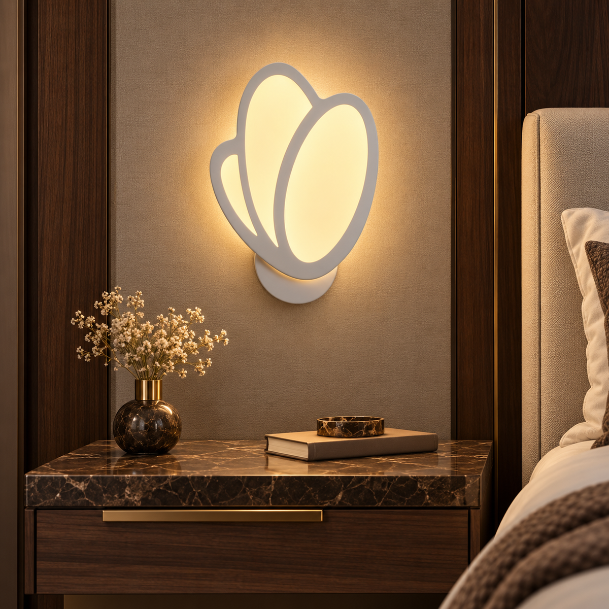 LED аплик 24W за стена Tulip еквивалент 150W