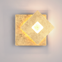 LED аплик Luxury Square Gold LEANO