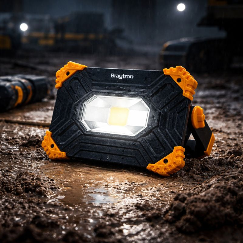 Портативен LED прожектор 20W 2000lm 6500K с USB-C акумулатор