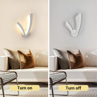 LED Аплик с отличителен дизайн, Бял – Еквивалент 150W