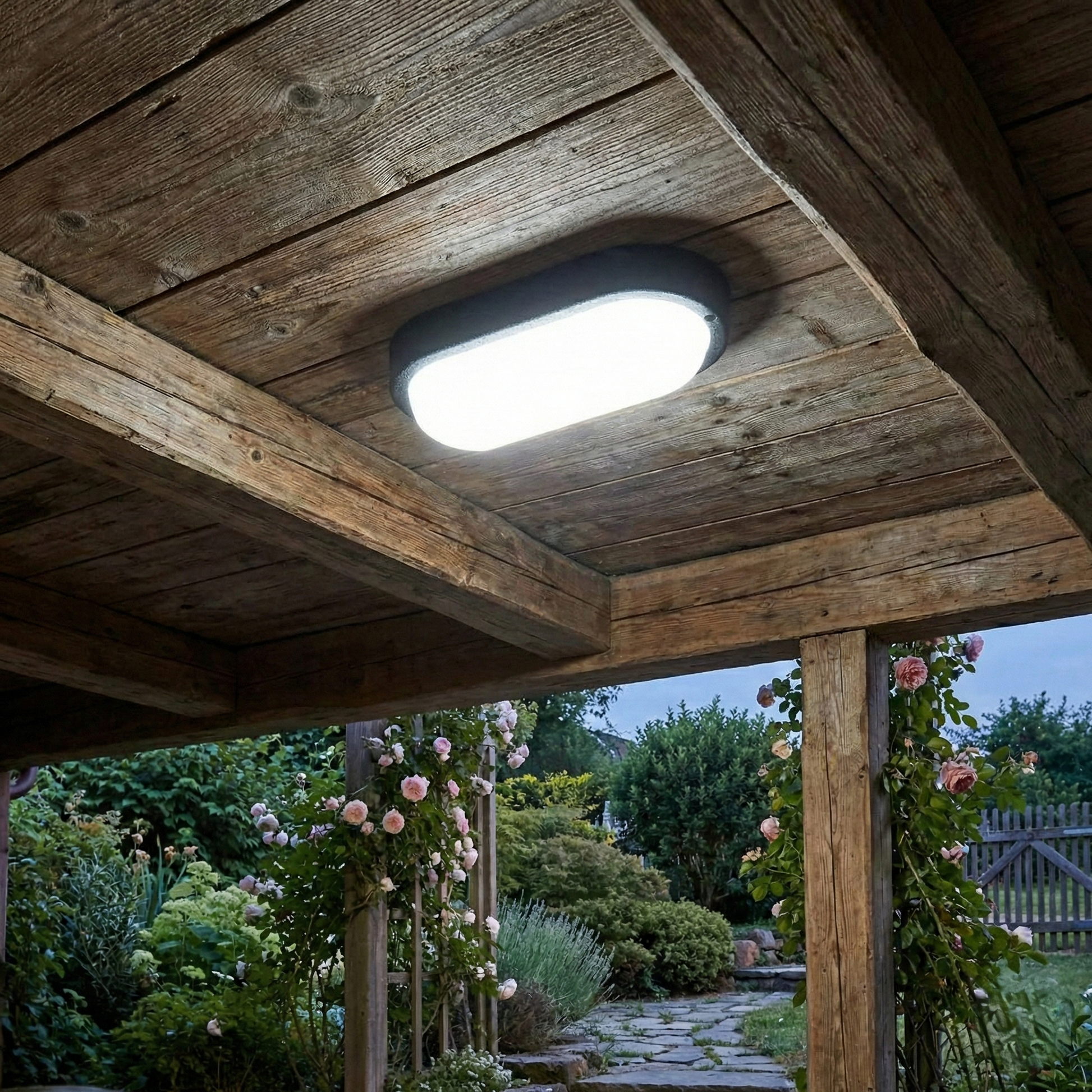 LED овален аплик BAT Черен 18W за външна употреба – еквивалент 150W