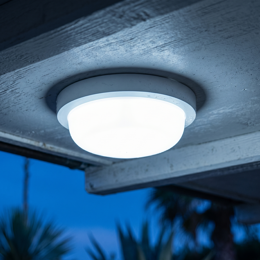 LED аплик 12W кръгъл BAT бял външен