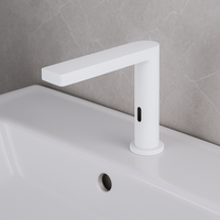Смесител за мивка с фотоклетъчен сензор TouchFlow II бял
