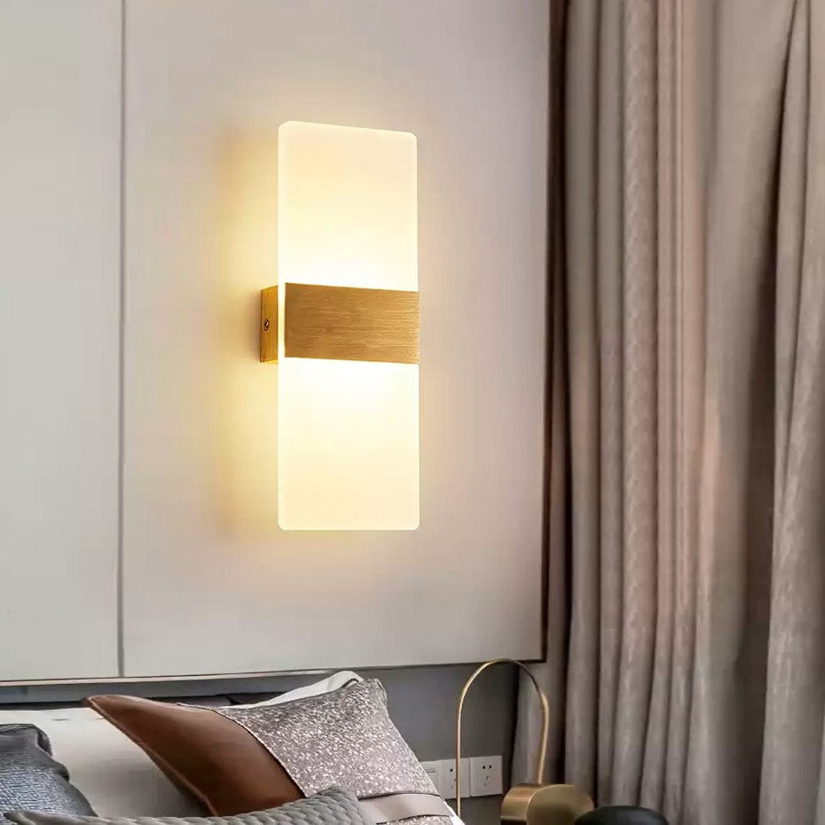 LED аплик за стена 12W SUBLIME Square GOLD