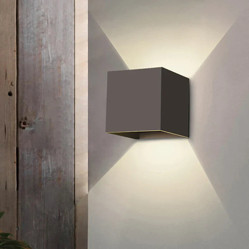 LED аплик CUBE за външен монтаж, черна, с регулируем светлинен сноп