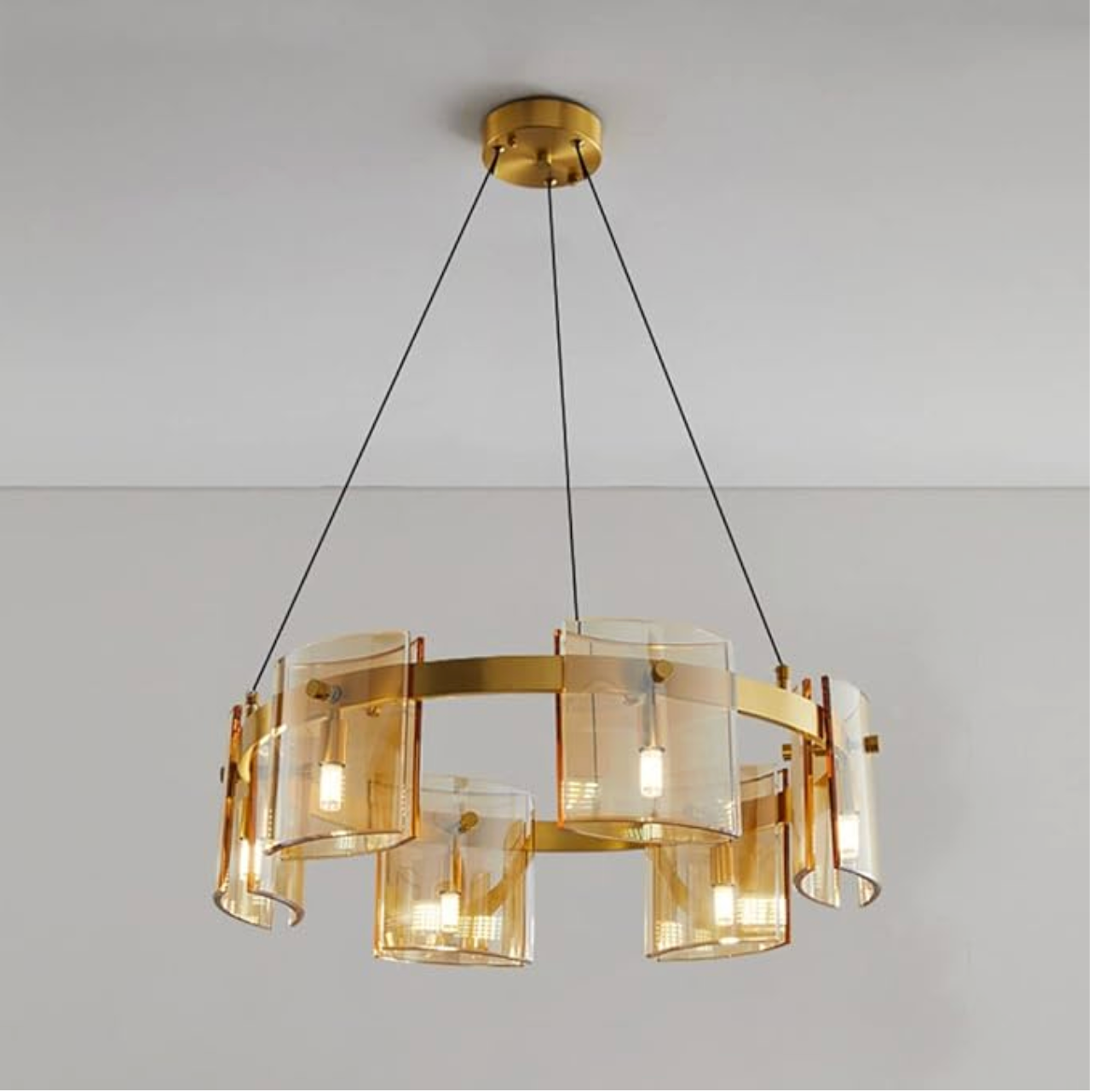 LED осветително тяло тип пендел Faye Gold с 6 елемента, еквивалент 250W