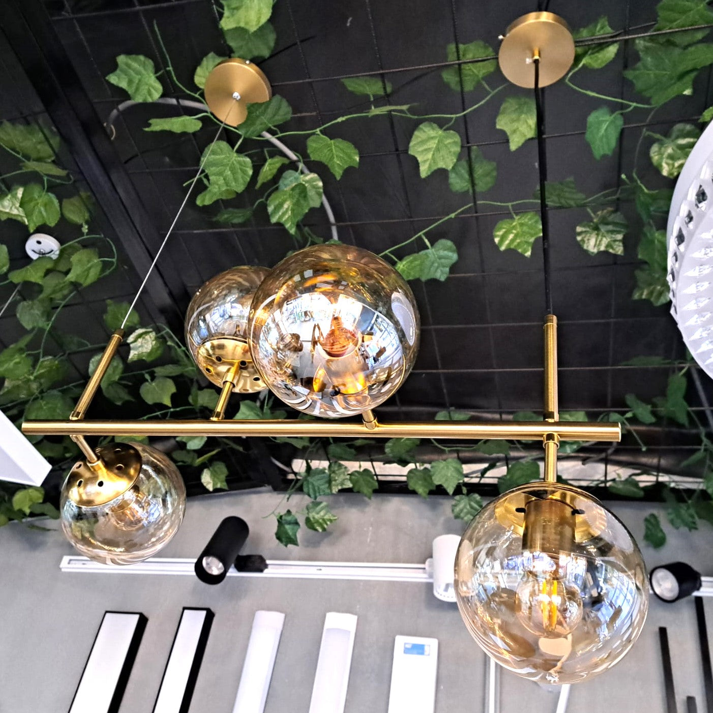 Осветително тяло абажур опушена GOLD линейна 4xE14