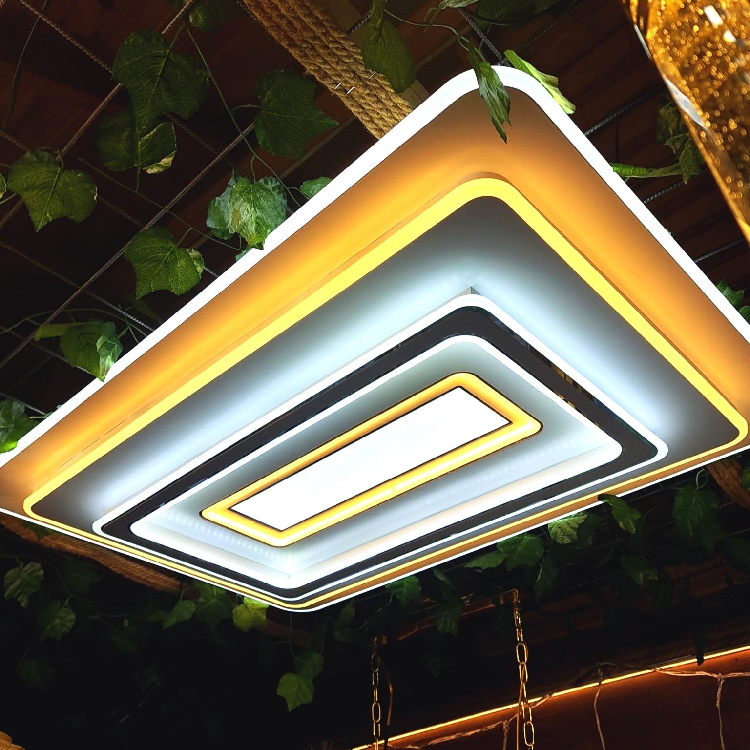 LED осветително тяло правоъгълно 110x70cm еквивалент 1200W с дистанционно