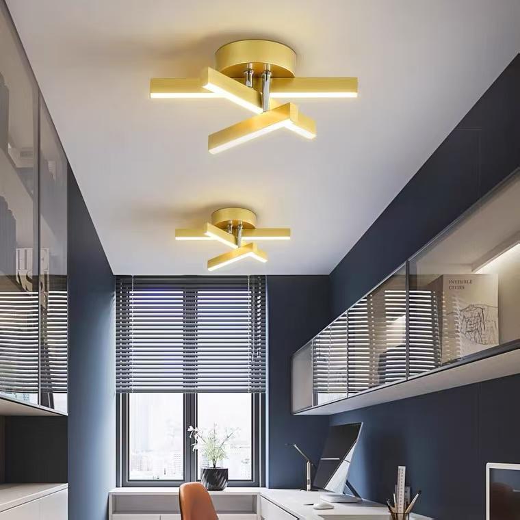 LED аплик LINNES STAR Gold Еквивалент 200W