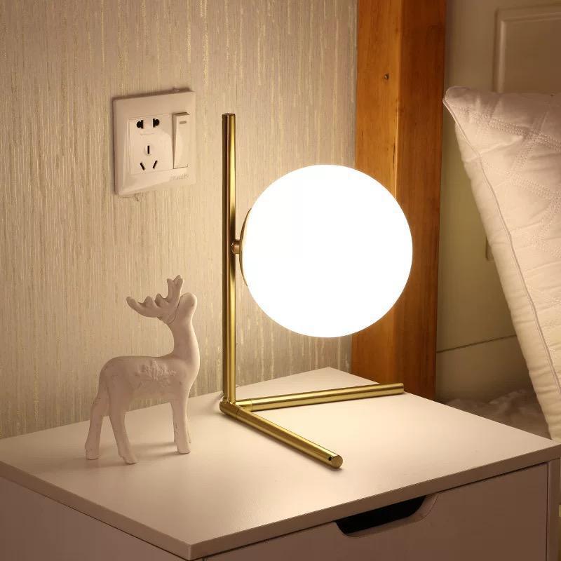 Декоративна настолна лампа REBO Gold 52CM