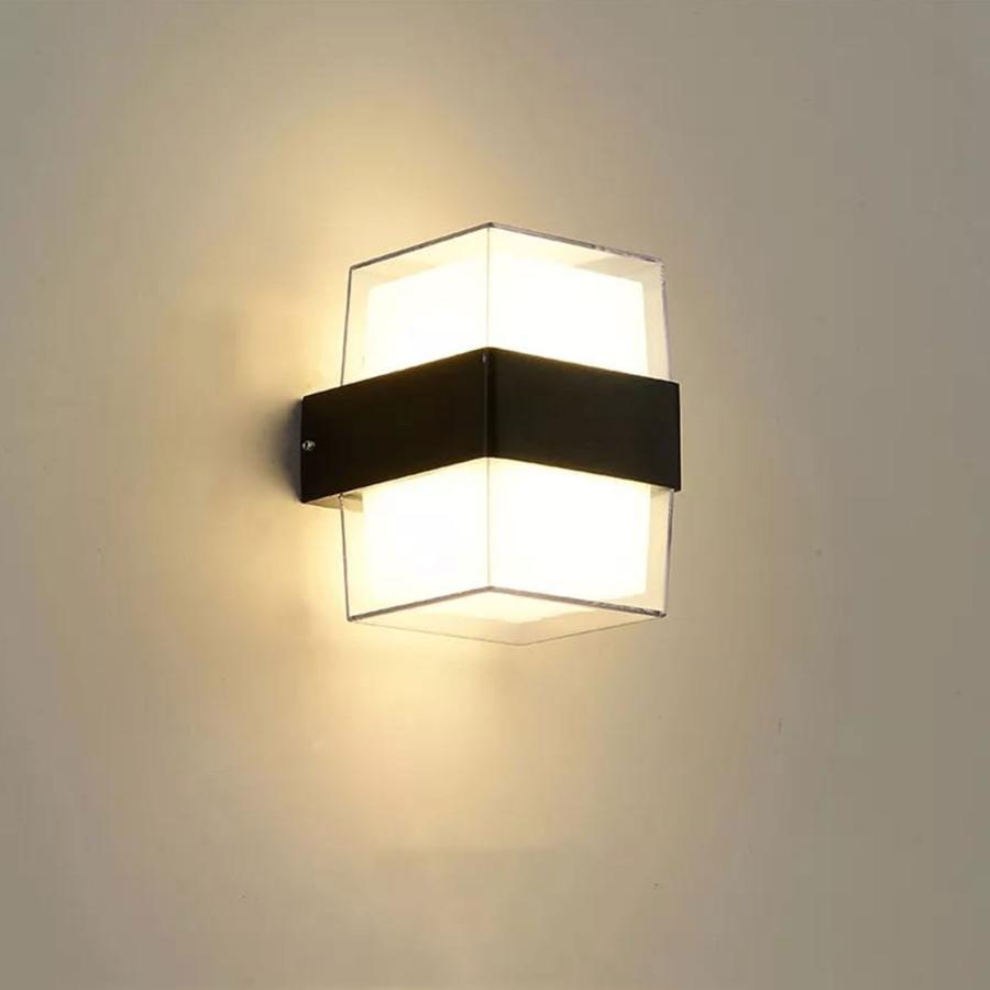 LED аплик за външен монтаж 12W черна Kuga Square еквивалент 100W