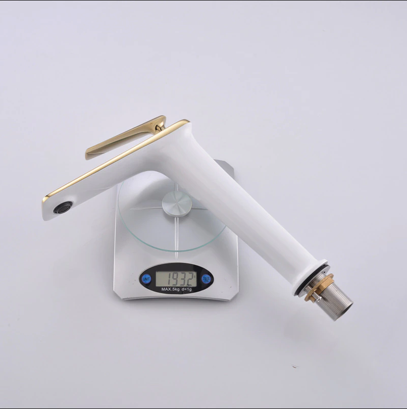 Смесител за мивка висок Luxury Line Golden White 004
