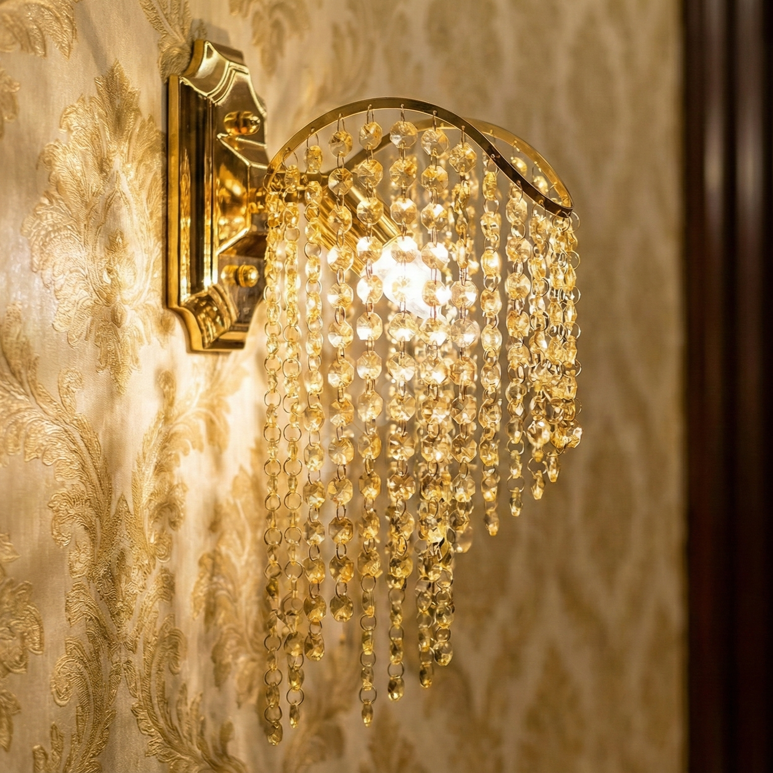 Стенен аплик с кристали FREDA Gold Solo 1xE27