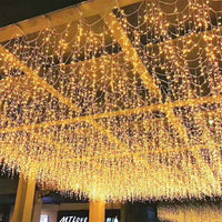 LED инсталация Перде Дъжд 120 LED шестоъгълни 3X1M черен кабел Различни цветове