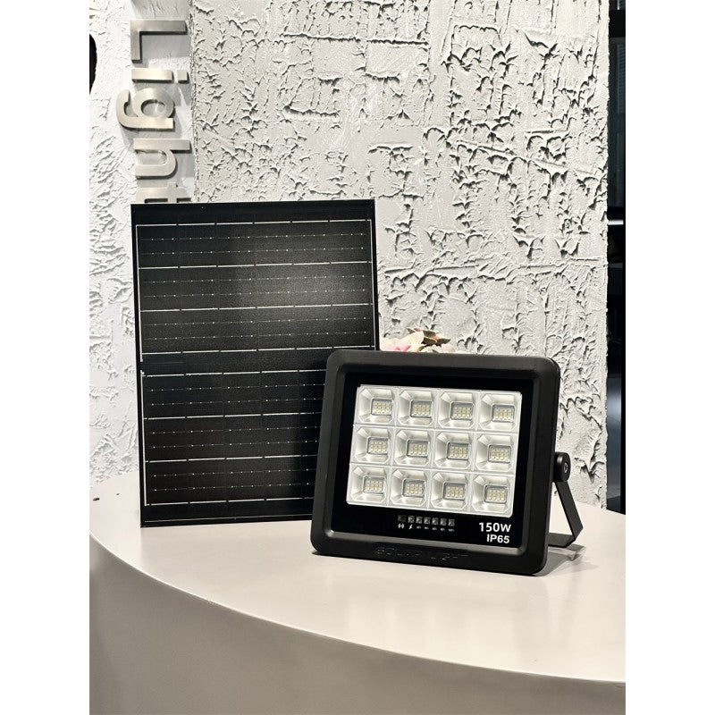 LED прожектор 150W PREMIUM с монокристален соларен панел и дистанционно