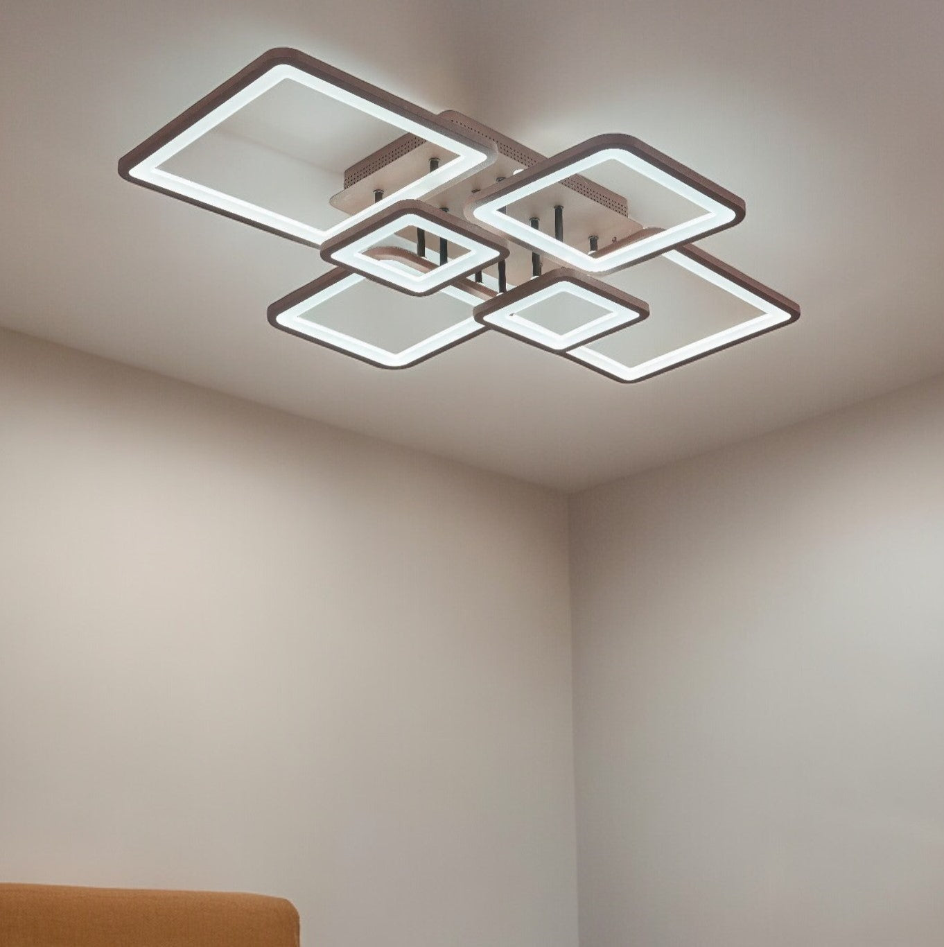 LED осветително тяло 4+2 SQUARE Brown с дистанционно, еквивалент 800W