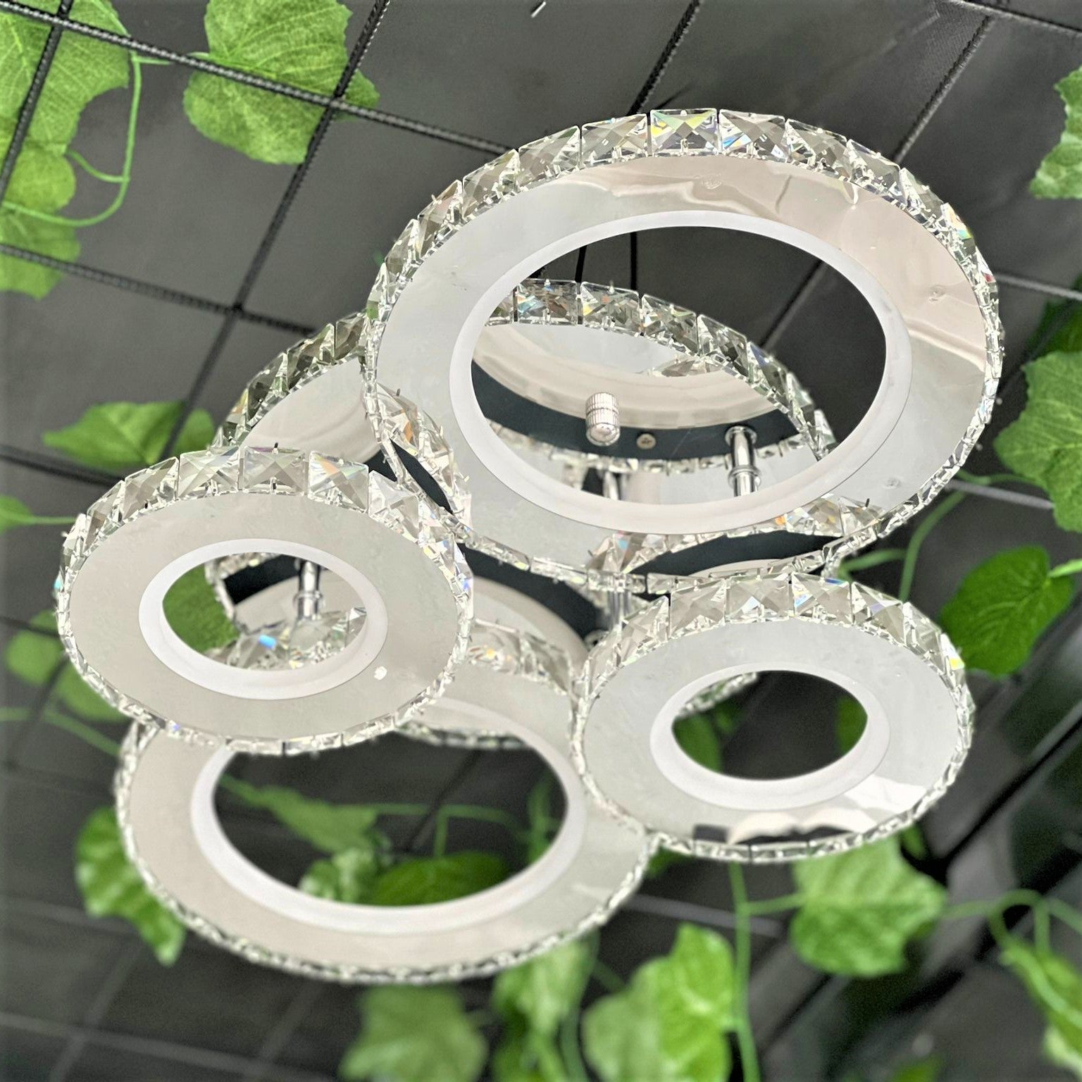 LED осветително тяло 4 CIRCLE кристал Chrome RGB еквивалент 500W с дистанционно
