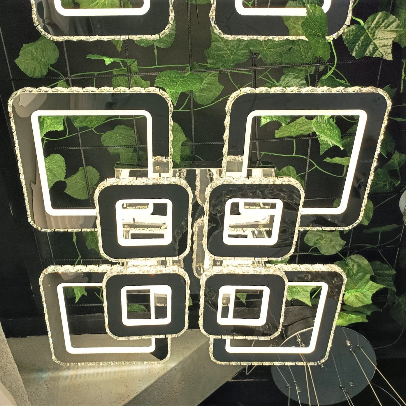 LED осветително тяло 4+4 Square Cristal Chrome Super RGB Еквивалент 1000W