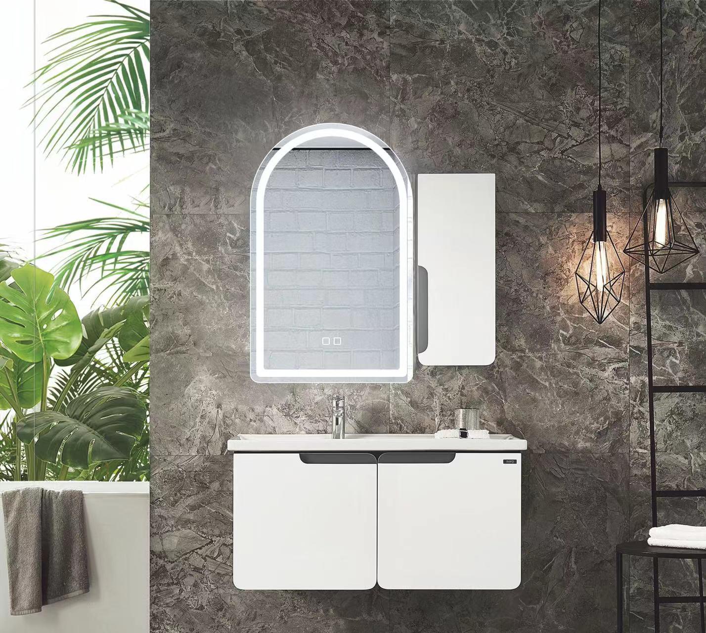 LED огледало Arcada 80x60cm с функция против замъгляване и Touch J19