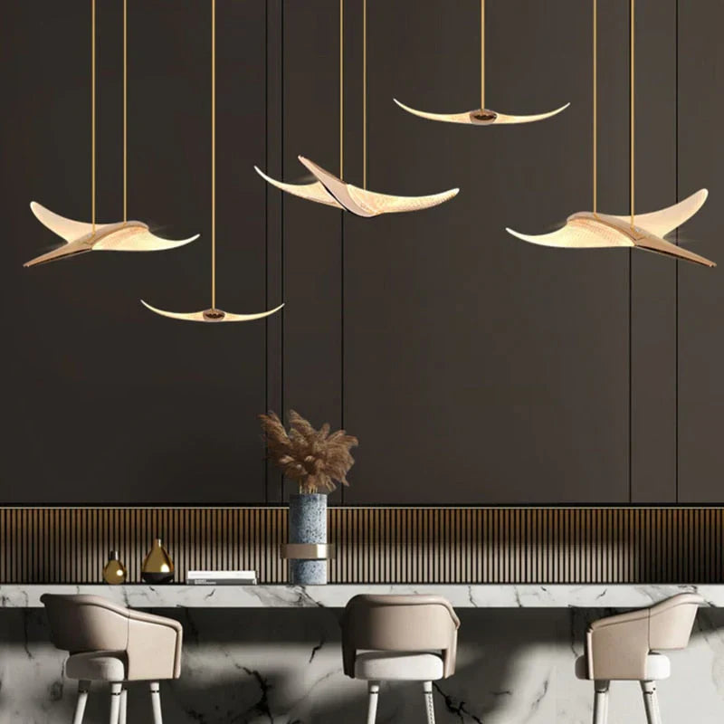 Пендел LED Luxury Golden Seagull
